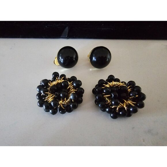 Vintage clip-on round studs with dingle attachment black - Picture 4 of 7